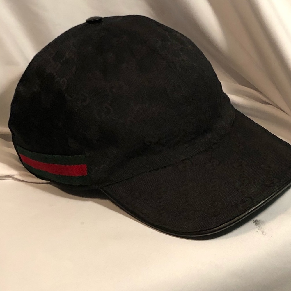 Gucci Authentic Men’s Canvas Baseball hat